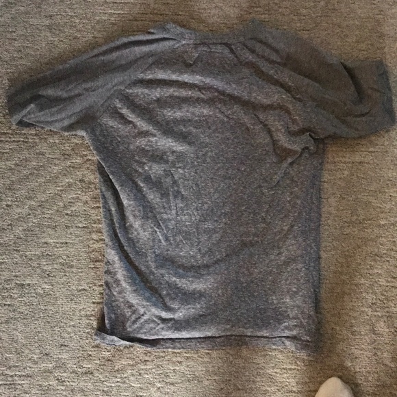 Hudson Barrow NYC Gentlemen’s Outfitters T shirt - Picture 2 of 2